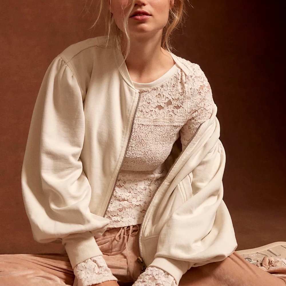 ⭐️Free People Okayyyy Sweatshirt Jacket⭐️